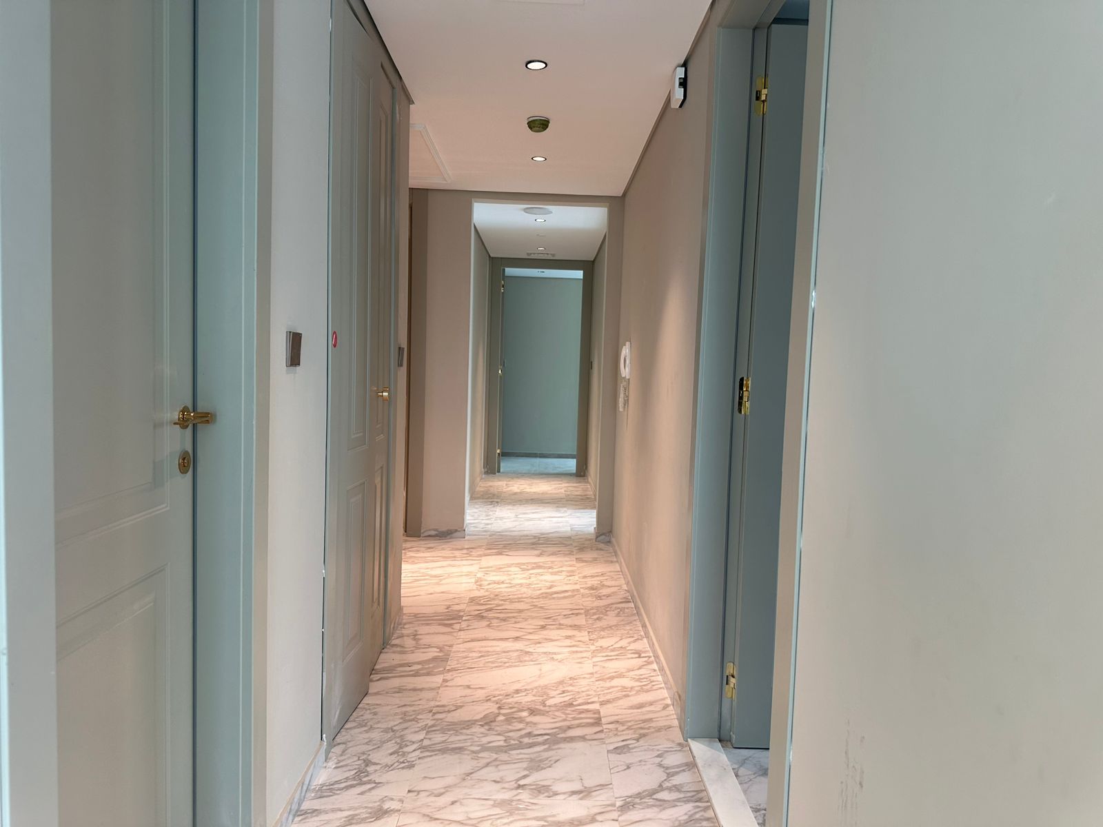 WhatsApp Image 2025-11-07 at 18.33.17 (1)