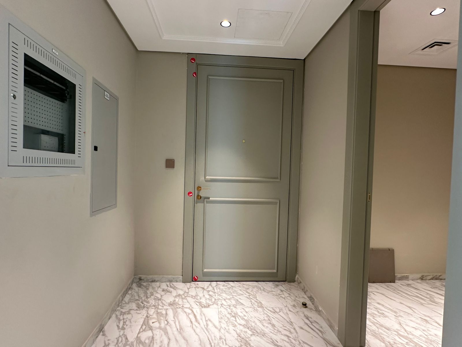 WhatsApp Image 2025-11-07 at 18.33.18 (1)